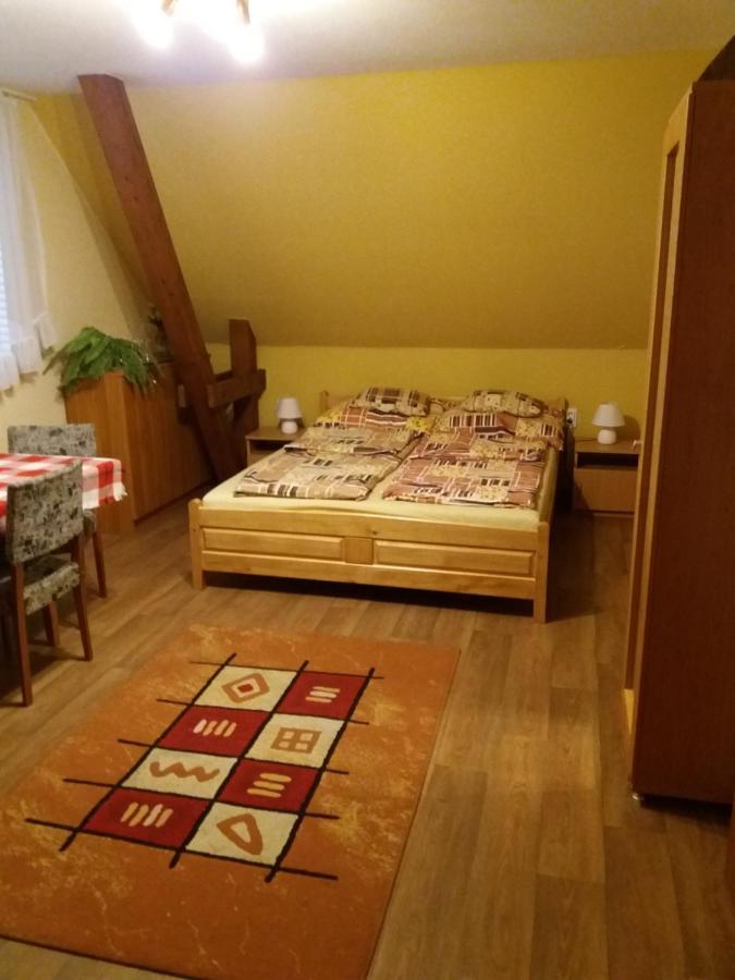 Bora Vendégház Eger Exterior foto