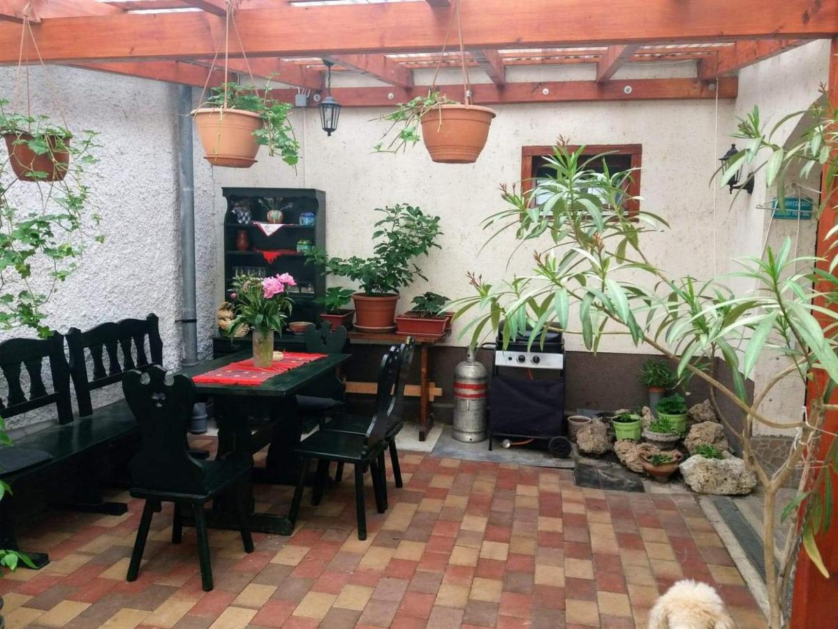 Bora Vendégház Eger Exterior foto